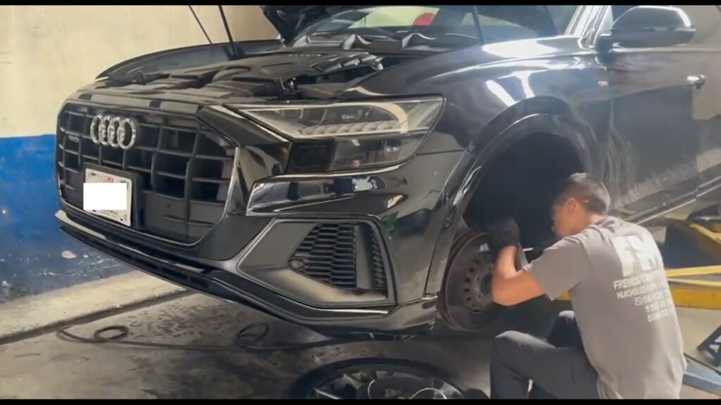 Mantenimiento al sistema de frenos Audi SQ8