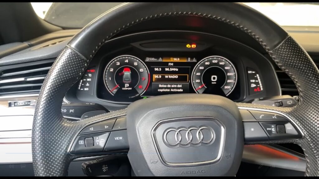 mantenimiento a sistema de frenos de Audi Sq8