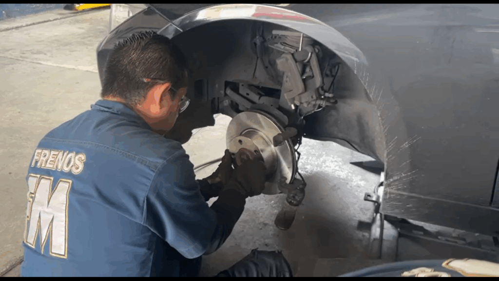 Servicio de frenos para BMW Serie 3i