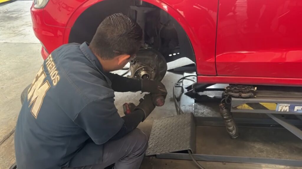 Limpieza de sistema de frenos para Audi A4